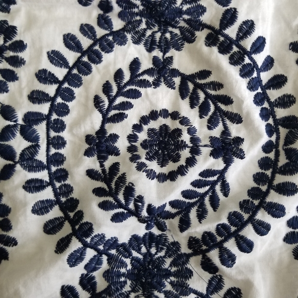 Entro Off the Shoulder Embroidered Dress Size S - Picture 8 of 12